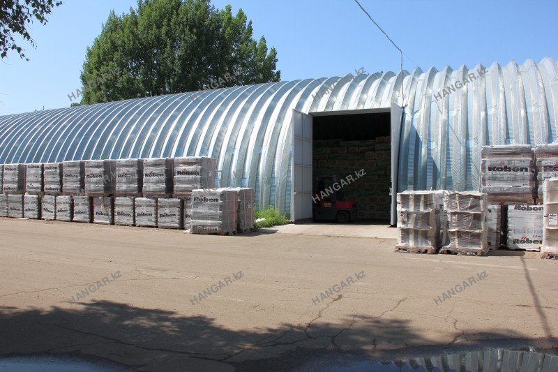 металлический ангар